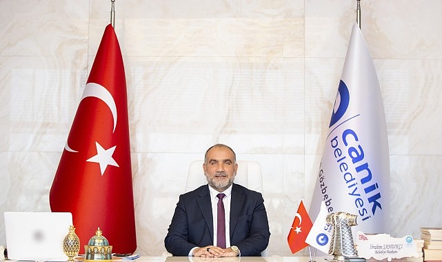 Canik Belediye Başkanı İbrahim Sandıkçı, yeni yıl dolayısıyla mesaj yayımladı.